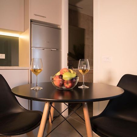 Lodge Modern Apartments, In Kalamaki Centre ห้อง รูปภาพ