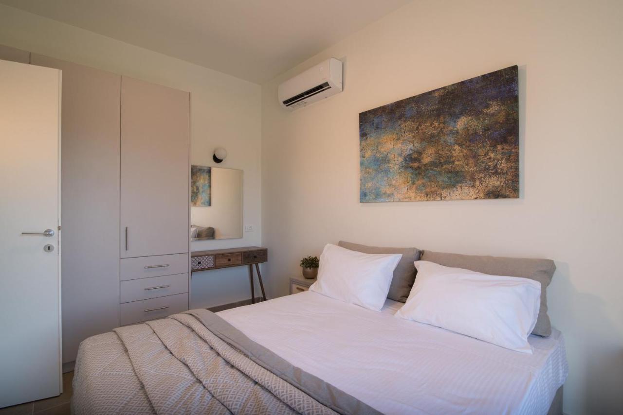 Lodge Modern Apartments, In Kalamaki Centre ภายนอก รูปภาพ