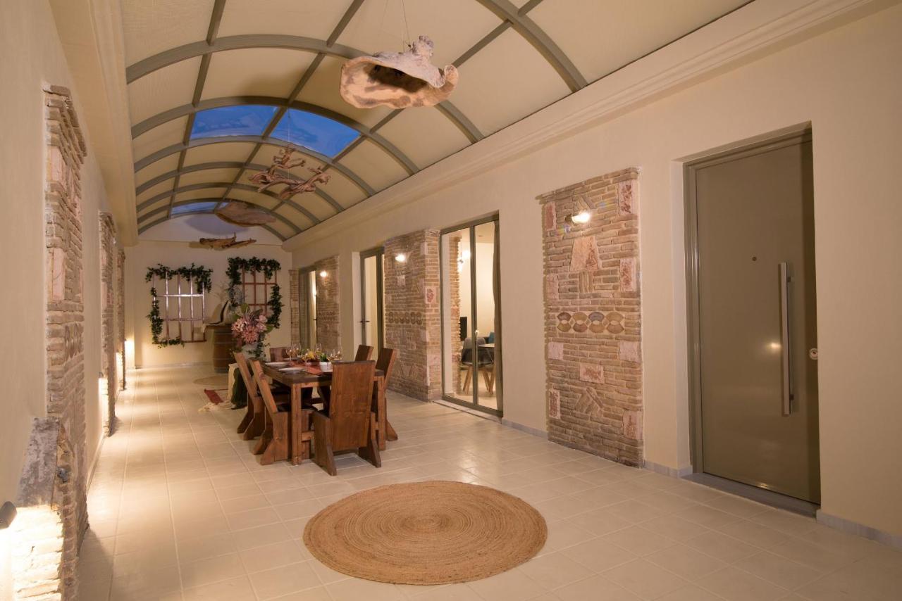 Lodge Modern Apartments, In Kalamaki Centre ภายนอก รูปภาพ