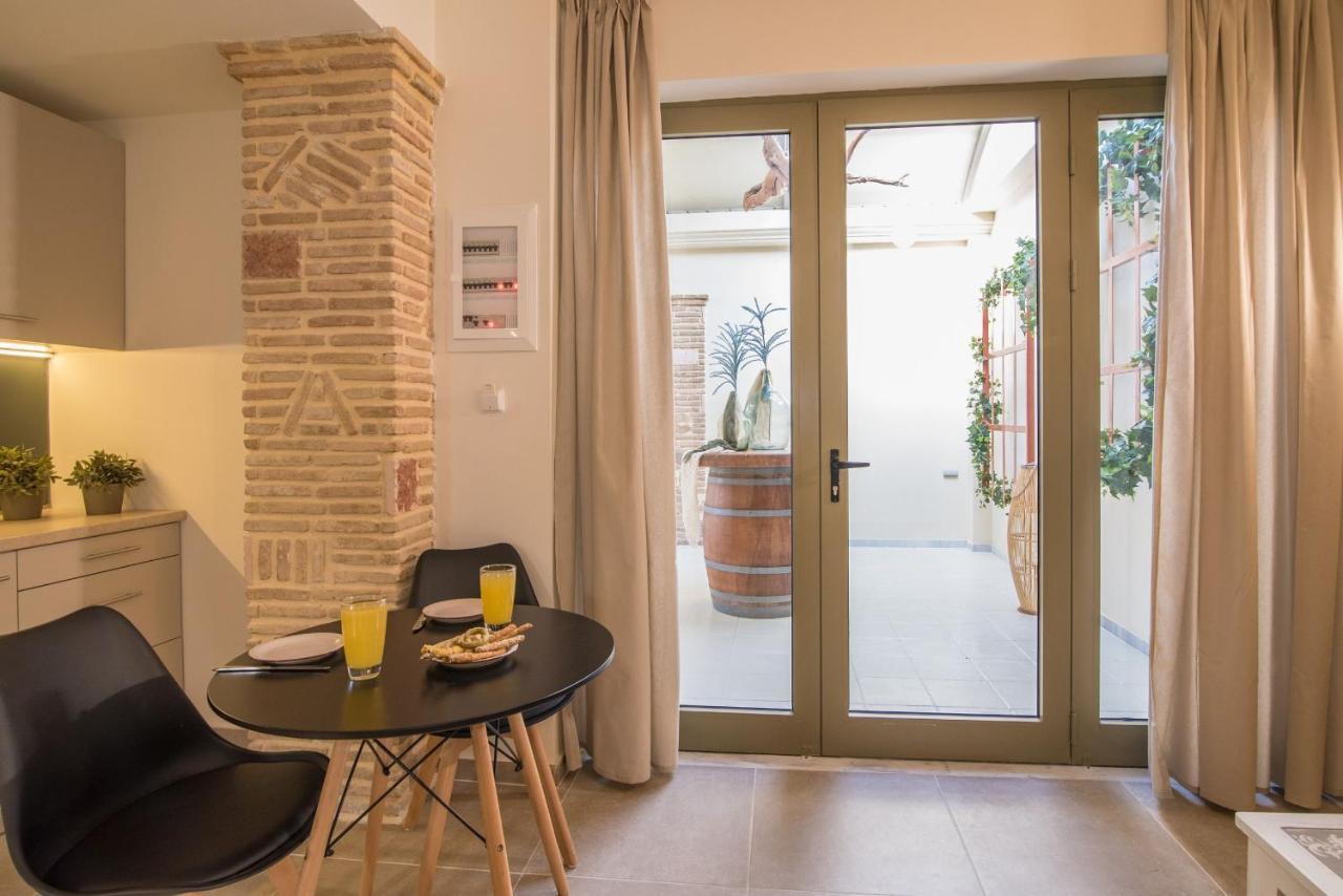 Lodge Modern Apartments, In Kalamaki Centre ห้อง รูปภาพ