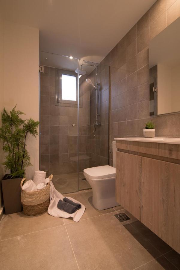 Lodge Modern Apartments, In Kalamaki Centre ภายนอก รูปภาพ