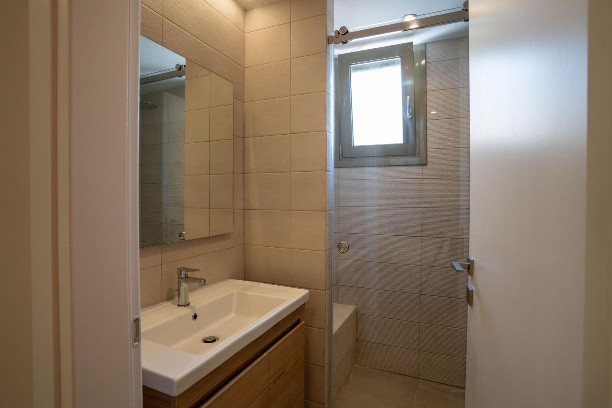 Lodge Modern Apartments, In Kalamaki Centre ภายนอก รูปภาพ