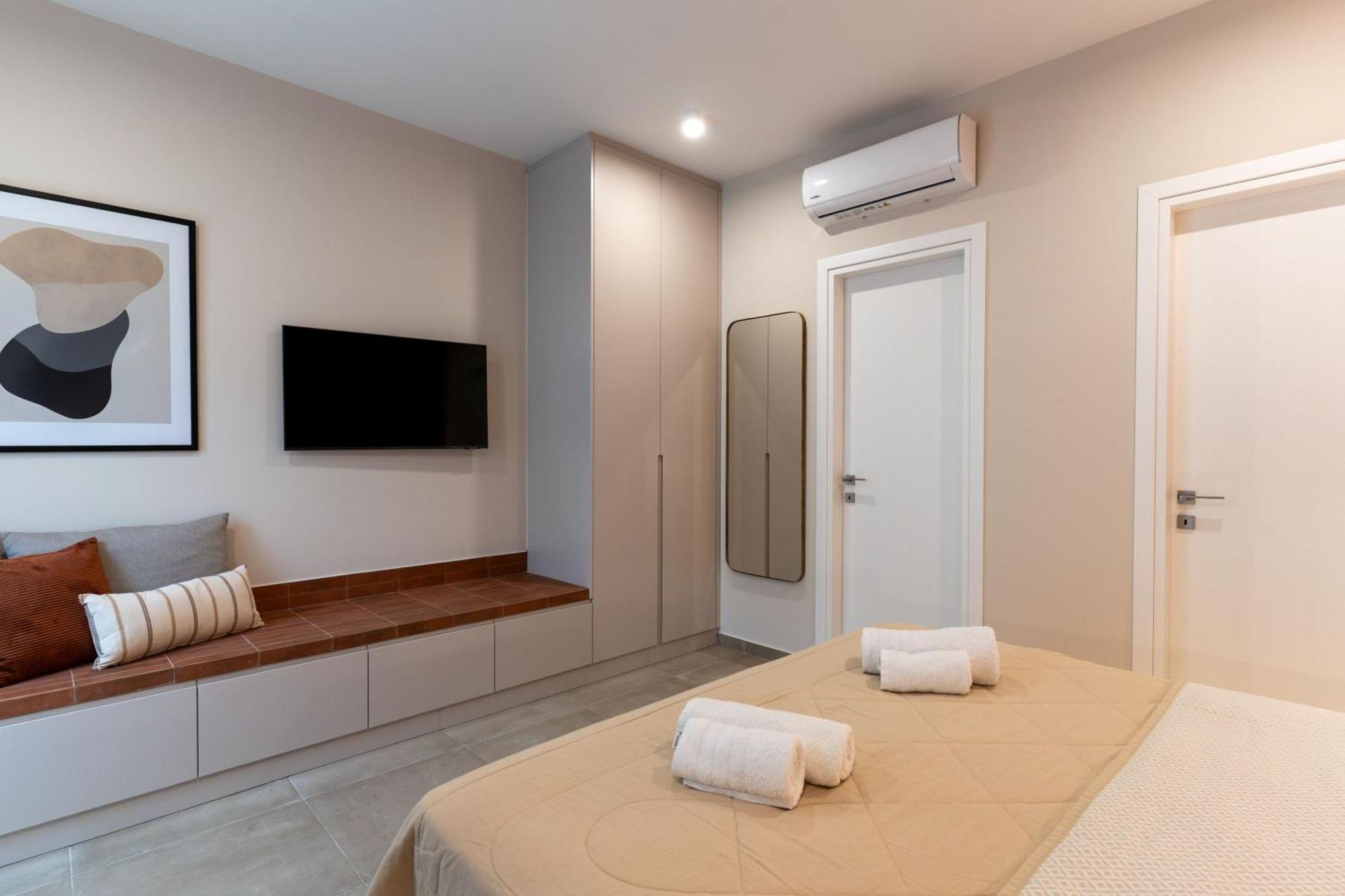 Lodge Modern Apartments, In Kalamaki Centre ภายนอก รูปภาพ