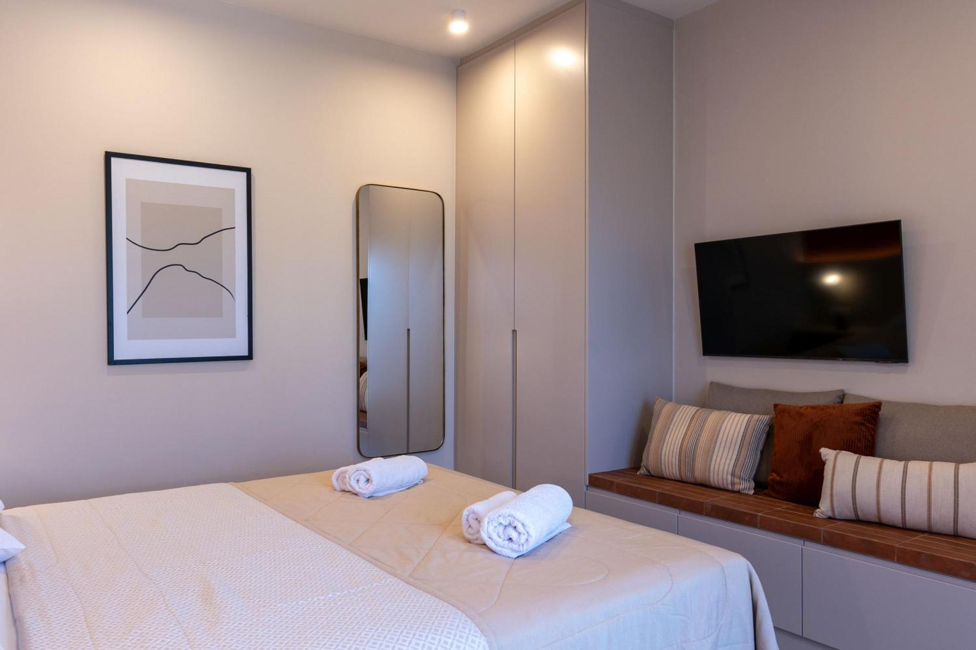 Lodge Modern Apartments, In Kalamaki Centre ภายนอก รูปภาพ
